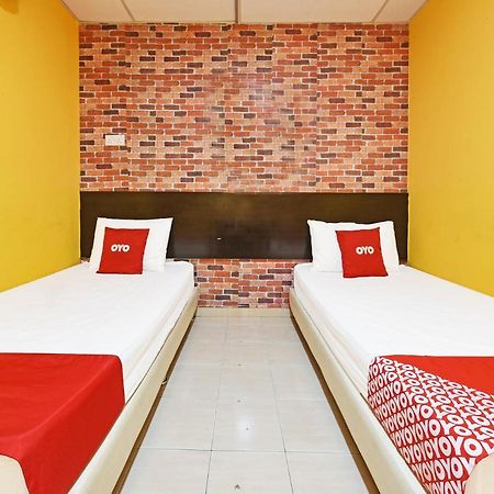 Oyo 90363 Nyamanya Inn Κουαντάν Εξωτερικό φωτογραφία